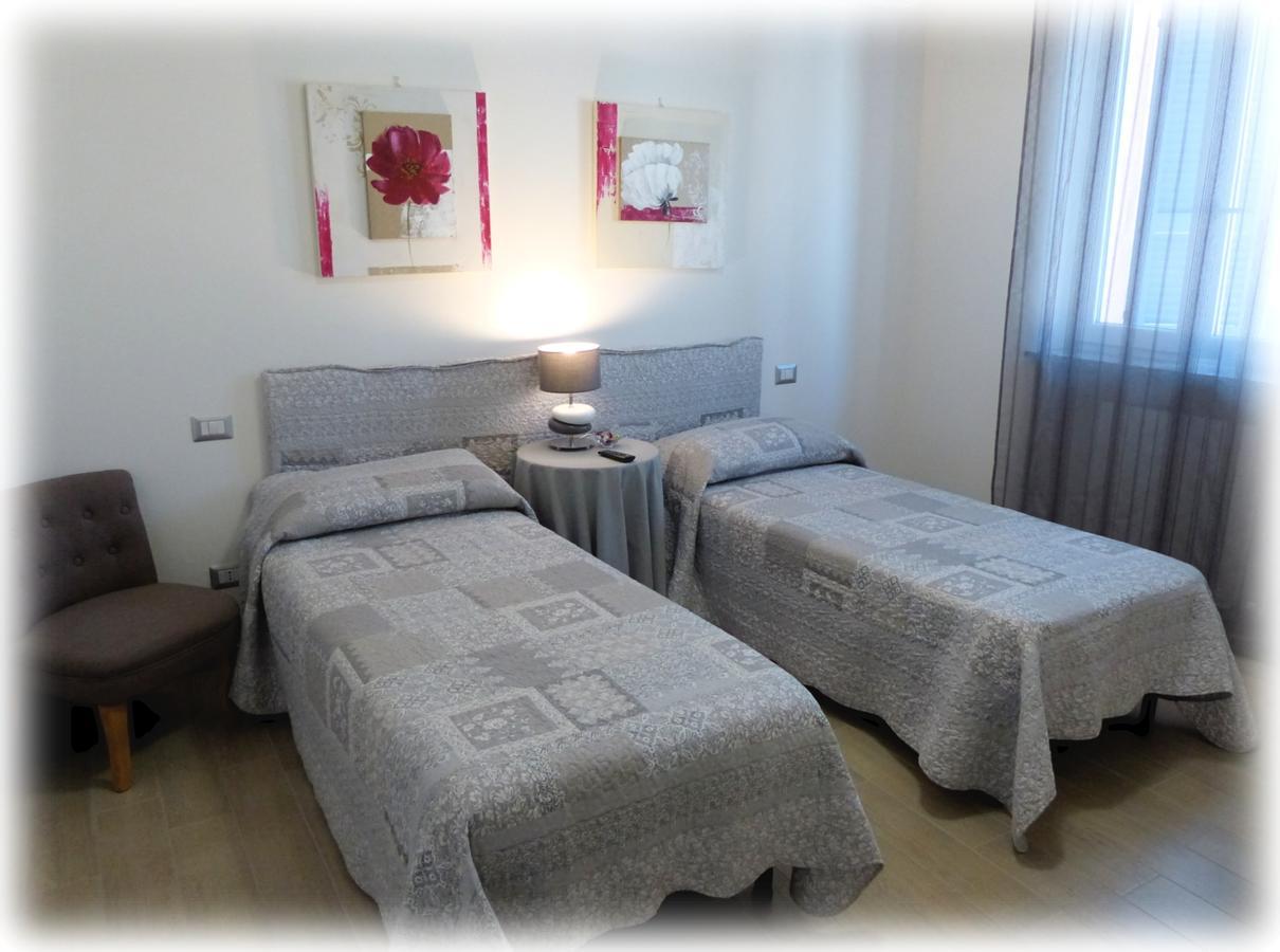Marinella Guest House Cornale Luaran gambar